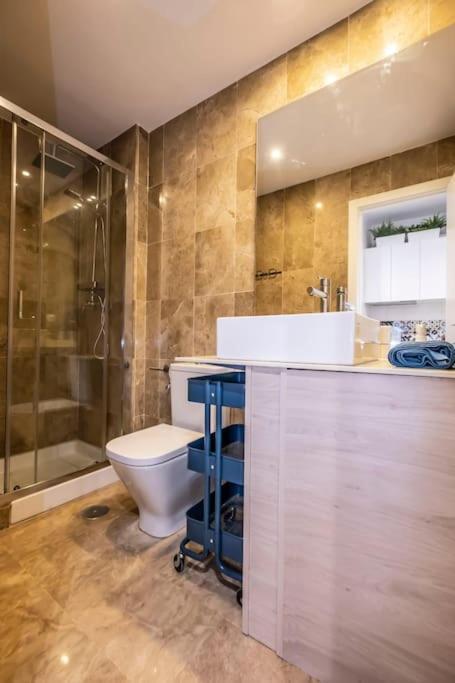 Modern & Cozy Studio Excellent Location Near Beach Torremolinos Eksteriør bilde